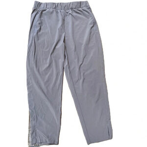 Zella lightweight stretch polyester cropped elastic waist gray tan pants Medium